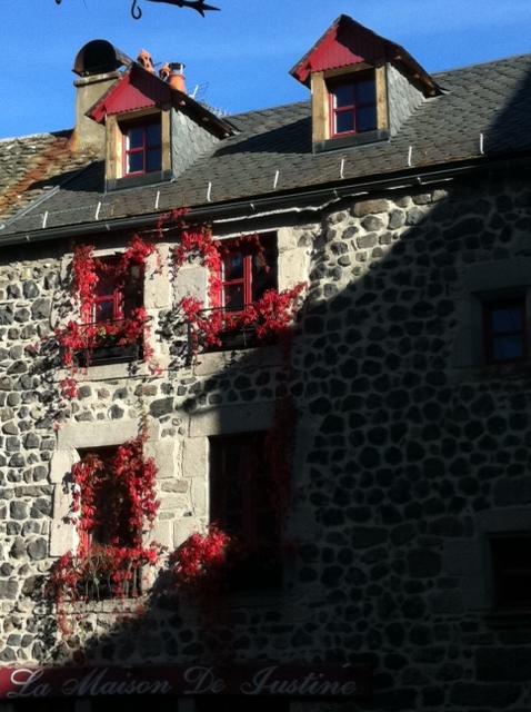 米拉 La Maison De Justine酒店 外观 照片
