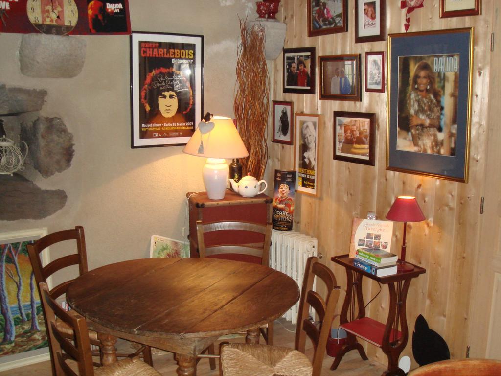 米拉 La Maison De Justine酒店 外观 照片